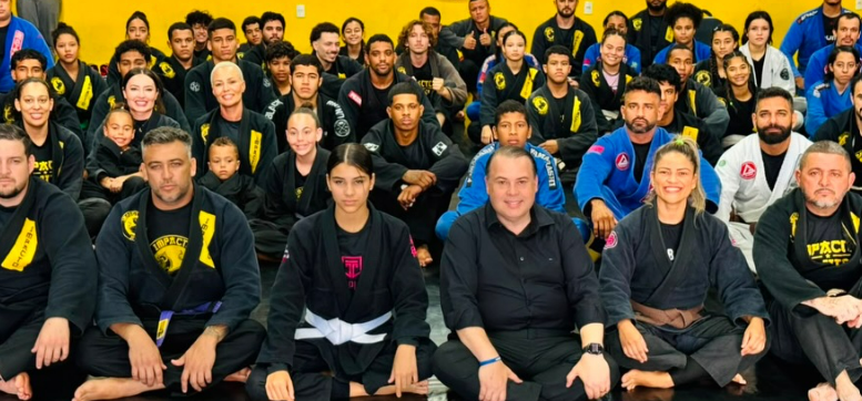 Deputado Julio Cesar prestigia Seminário e Graduação de Jiu-Jítsu em Santa Maria