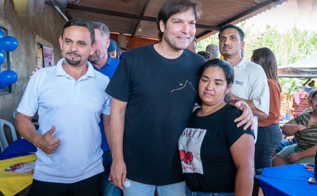 Deputado Róberio Negreiros percorre cidades do DF para ouvir a população e apresentar resultados do mandato