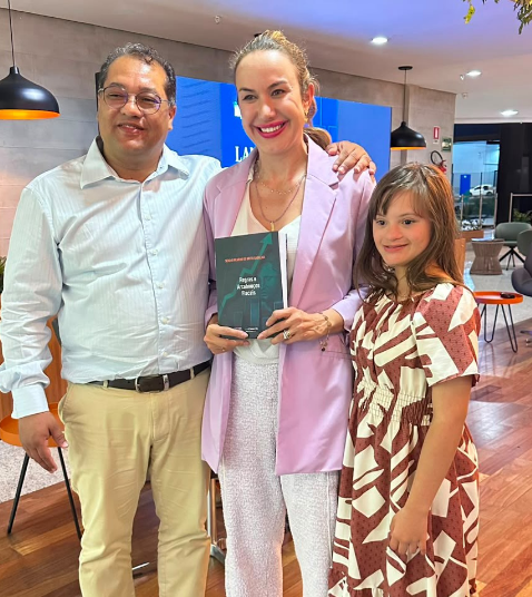 Renata D’Aguiar prestigia lançamento de livro sobre regras e arcabouços fiscais