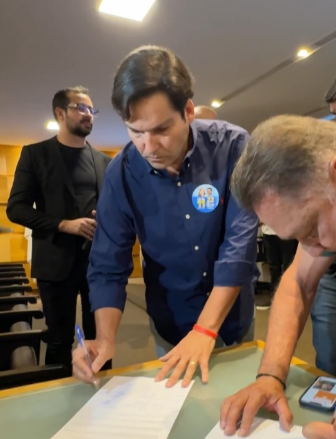 Robério Negreiros participa de ato em defesa do Fundo Constitucional do DF